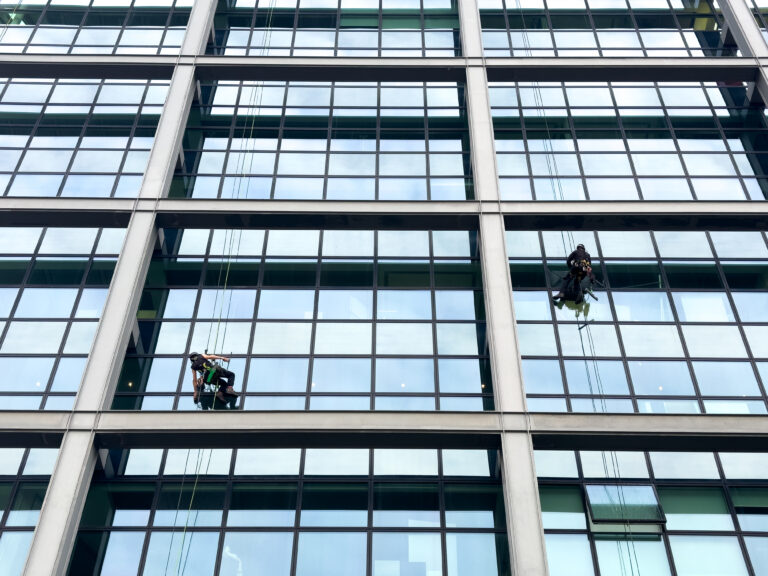 The Ultimate Guide to High-Rise Window Cleaning: Safety Tips and Techniques